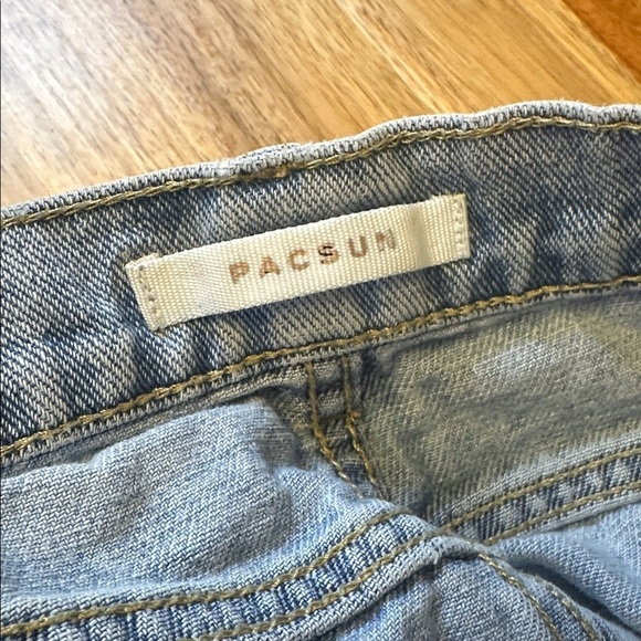 Pac Sun Heavily Distressed Jeans Womens SIze 26 High RIse Straight Button Fly - Picture 3 of 4